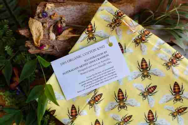Beautiful Gift Pack with Honey Bees Scarf, Restoring Hand Balm, Beeswax Soap and Lip Balm - Image 5
