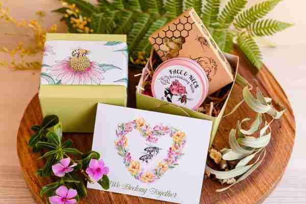 We bee-long together Greeting Card - Image 2
